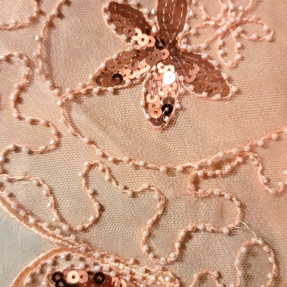 New Pretty Guide Sequined Shaw - Picture 5 of 7